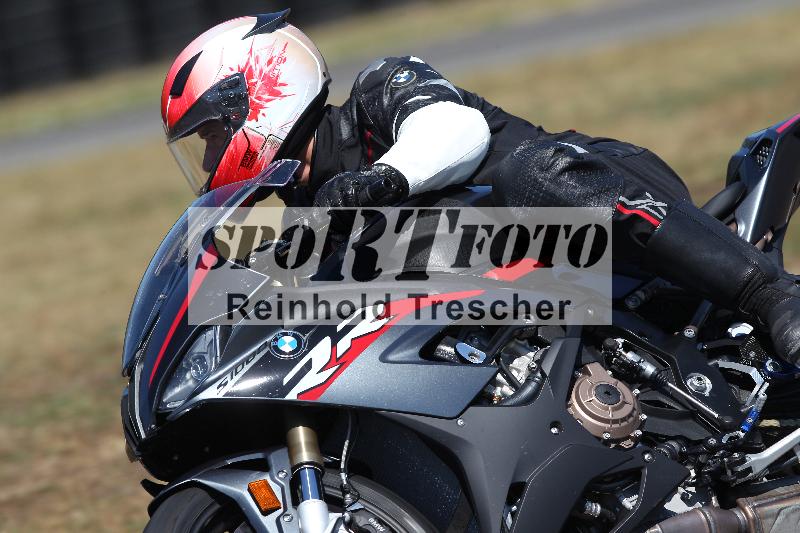 Archiv-2022/51 10.08.2022 Freeride Training ADR/Medium/unklar